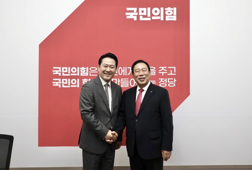 왼쪽부터 장동혁 국민의힘 당대표, 최민호 세종시장 / 세종시