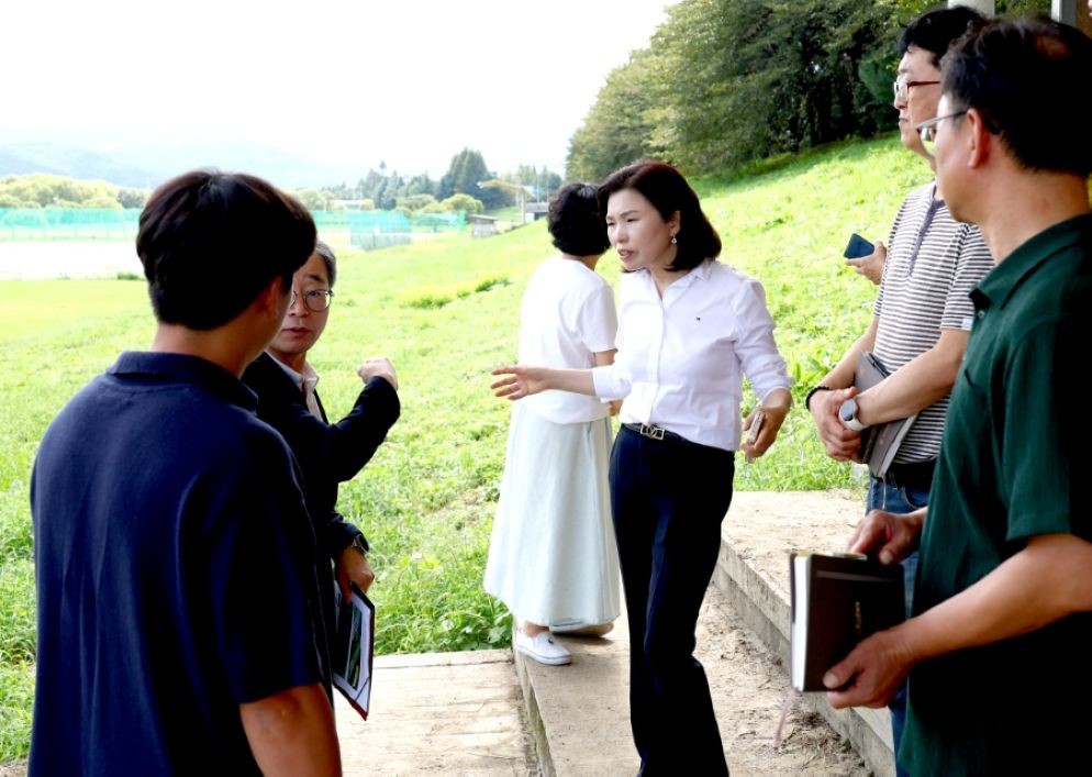 관평동 갑천변, 공중화장실 개선사업 본격 추진…11월 완공 목표 / 대전시의회