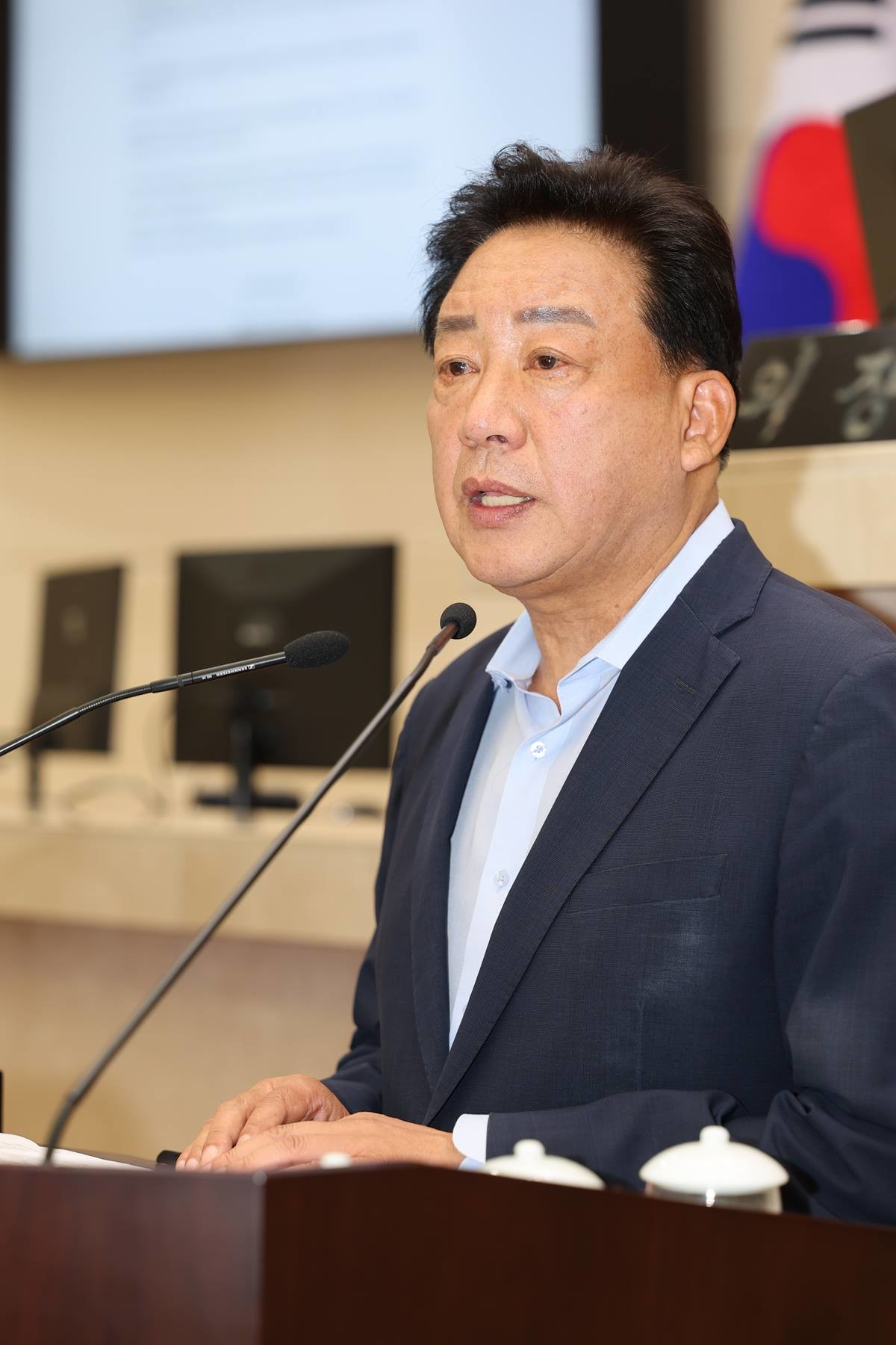 5분자유발언하는 백강훈 포항시의원/포항시의회