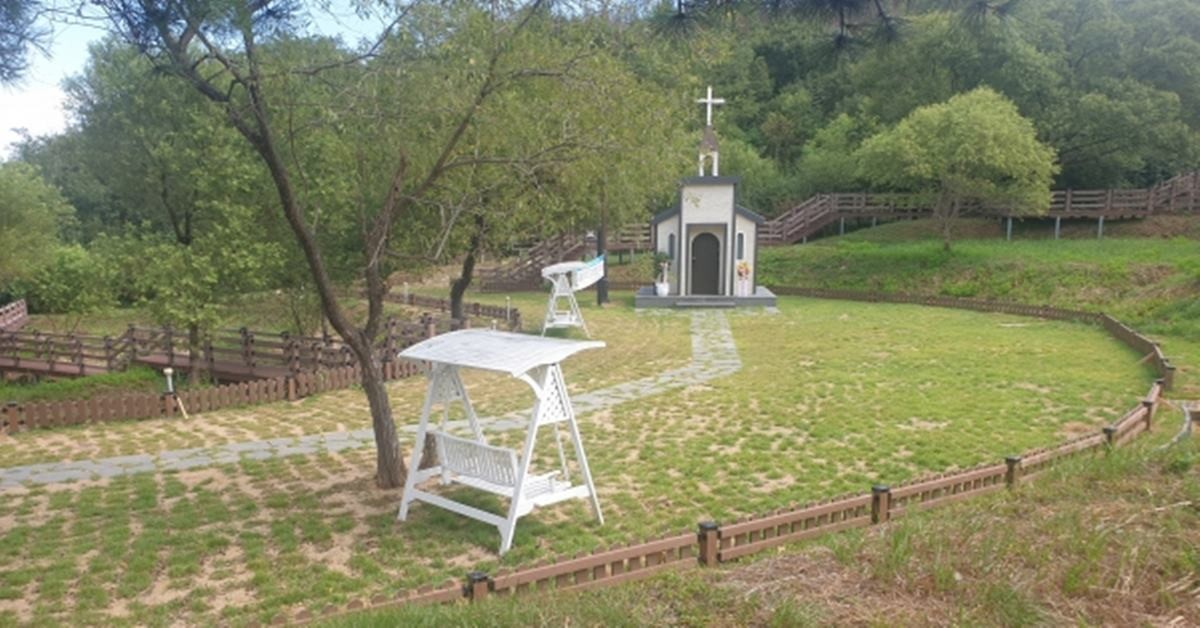 경북 영덕군 블루로드 3코스에 위치한 별파랑공원에 최근 설치된 ‘기도의 방’/영덕군