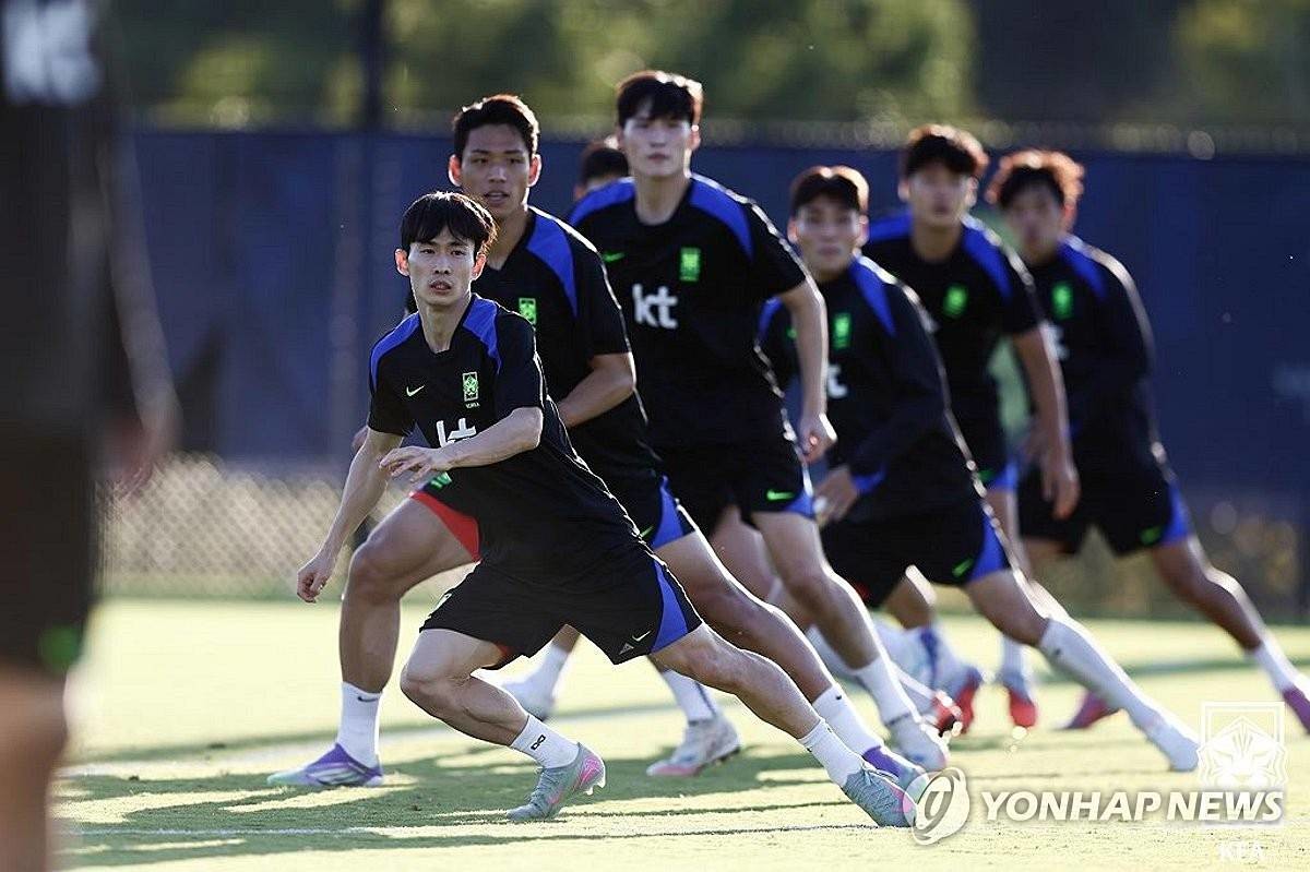한국 축구대표팀 선수들이 8일(한국시간) 미국 테네시주 내슈빌의 내슈빌SC 훈련장에서 멕시코와의 경기를 앞두고 훈련을 하고 있다 / 연합뉴스, 대한축구협회 제공