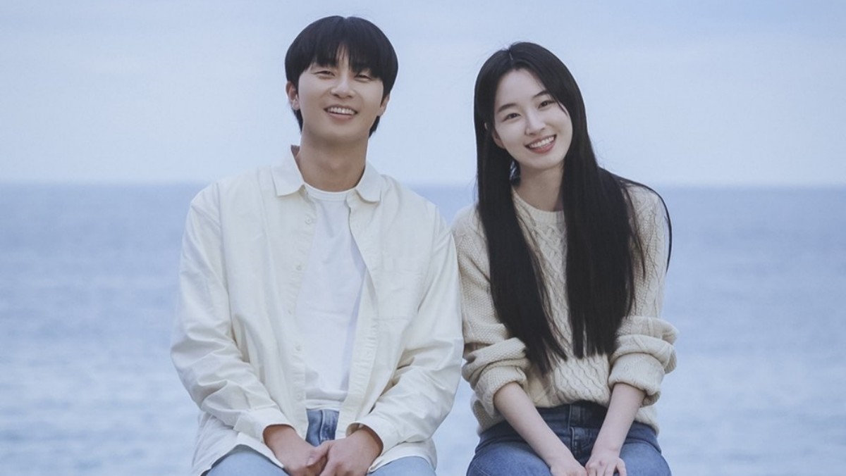드라마 '경도를 기다리며' 스냅 사진. / SLL, 아이엔, 글뫼