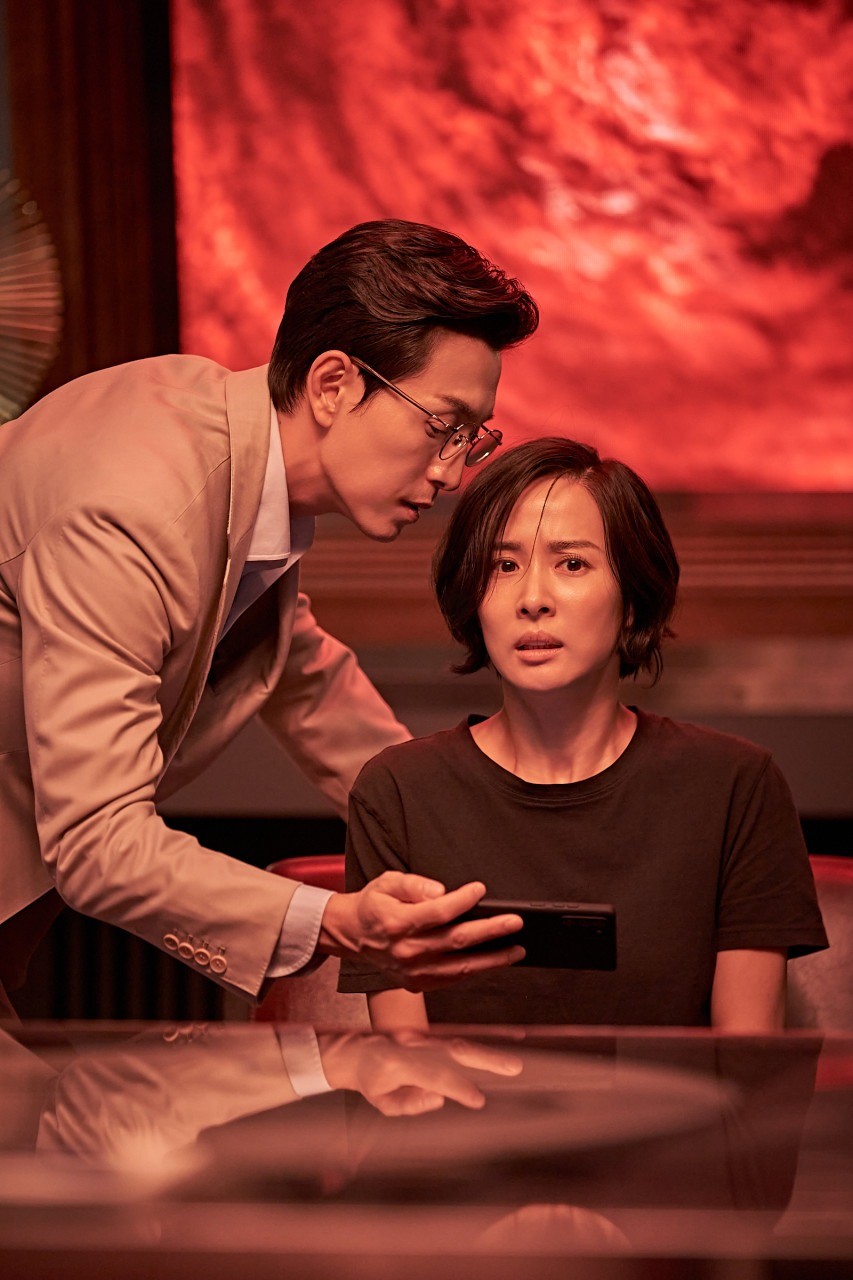 영화 '살인자 리포트' 속 한 장면 / 소니픽쳐스엔터테인먼트코리아, 에이투지엔터테인먼트