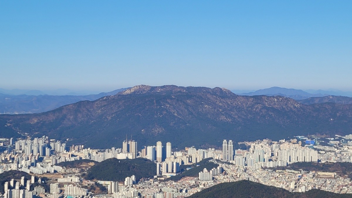 부산 금정산 전경 / 연합뉴스
