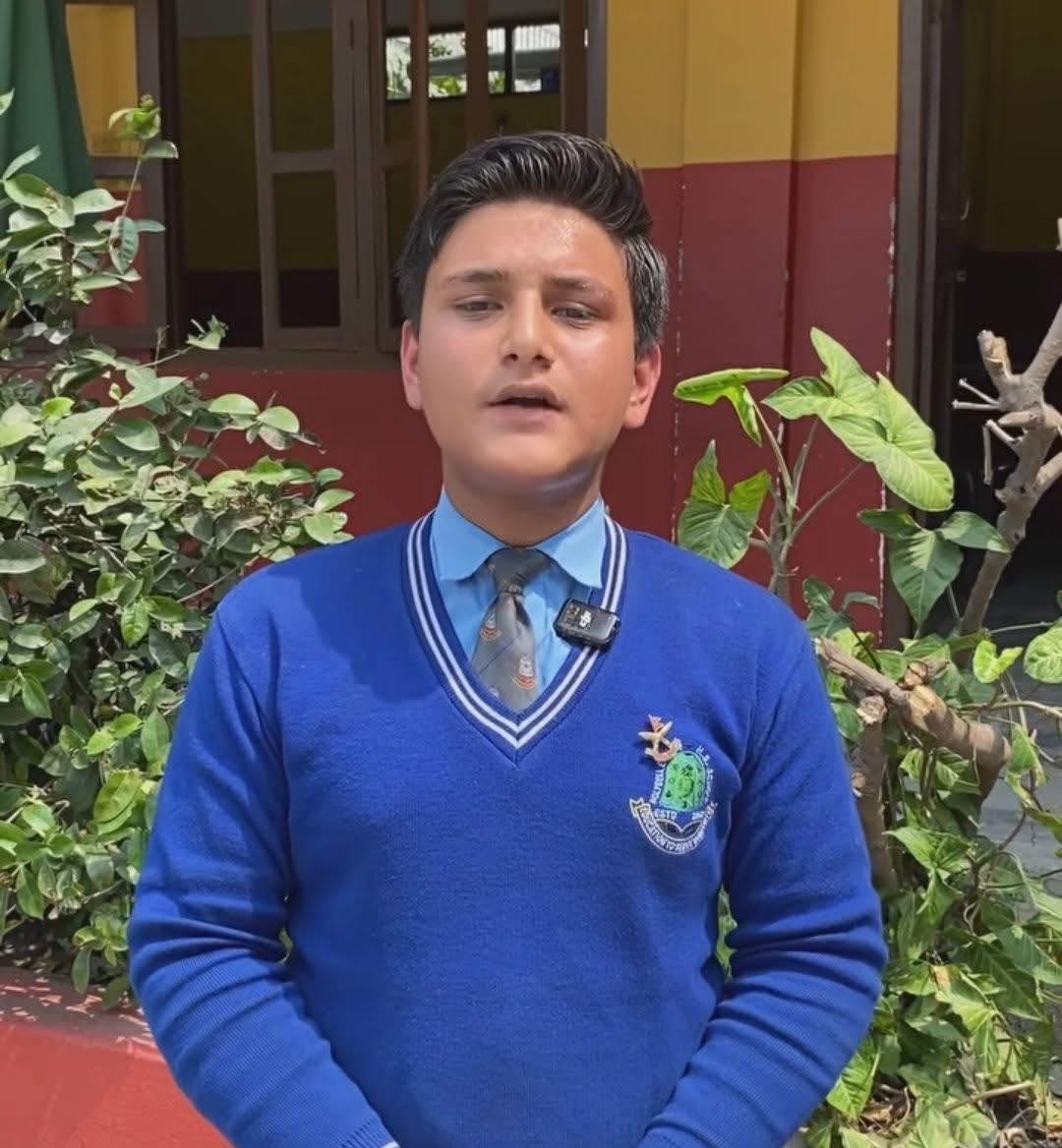 네팔 홀리벨 잉글리시 세컨더리 스쿨의 학생회장 아비스카르 라우트 / 인스타그램