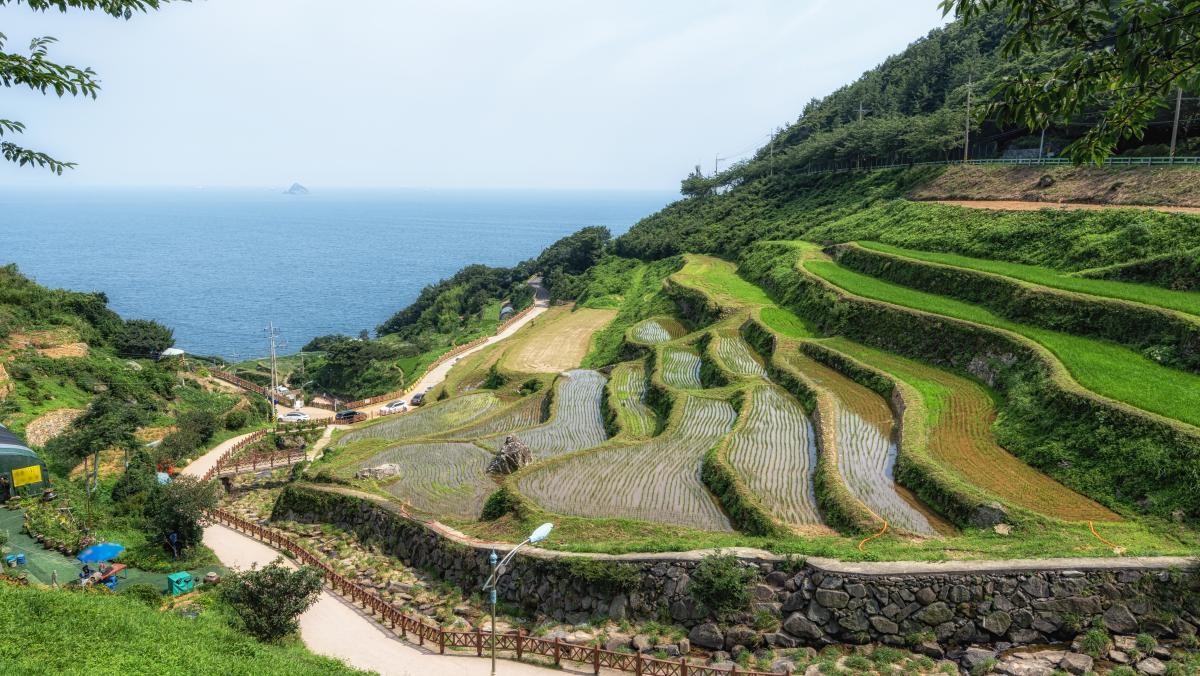 남해 다랭이마을. / aaron choi-shutterstock.com