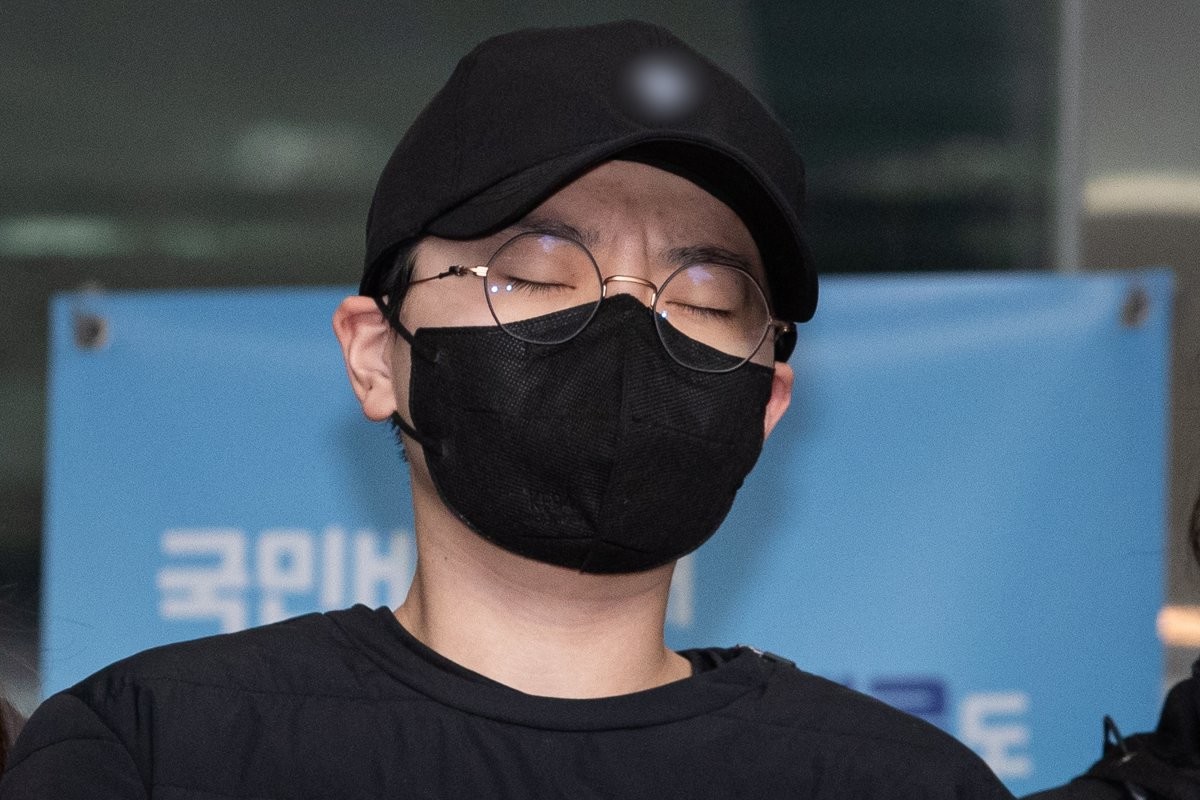 '재벌 3세'를 사칭하며 사기 행각을 벌인 혐의로 구속된 전청조씨 / 뉴스1