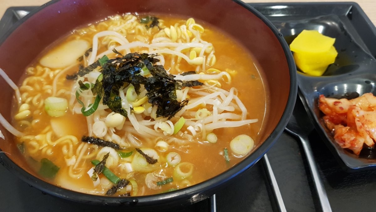 휴게소 라면 자료사진 / Koopyd-shutterstock.com