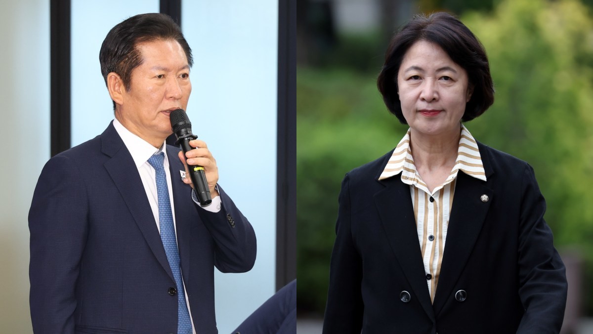 정청래 더불어민주당 대표(왼), 추미애 국회 법제사법위원장(오)의 모습. / 뉴스1