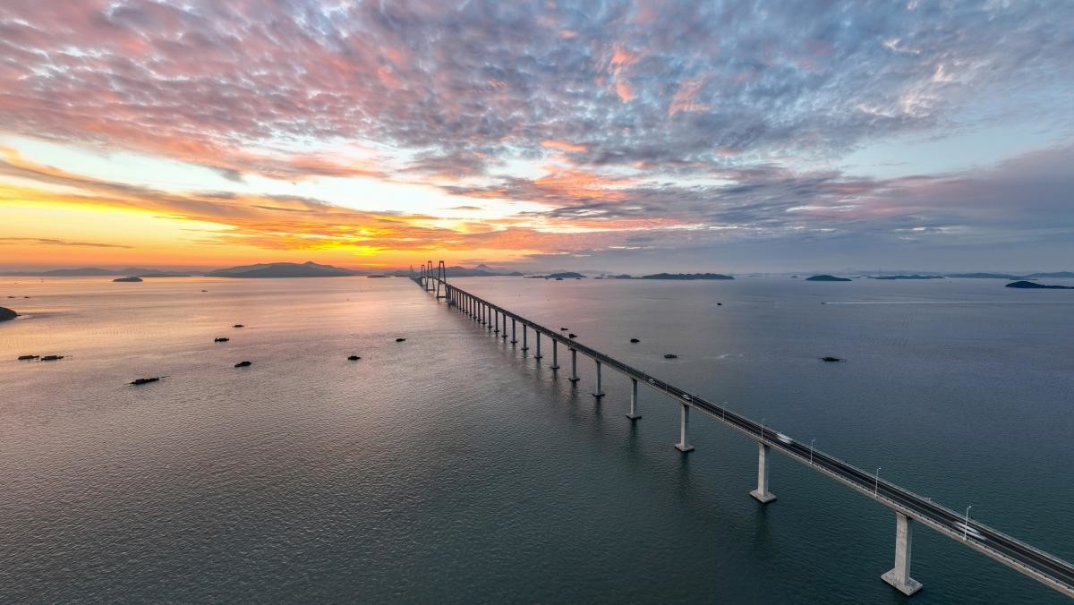 신안 천사대교. / Stock for you-shutterstock.com