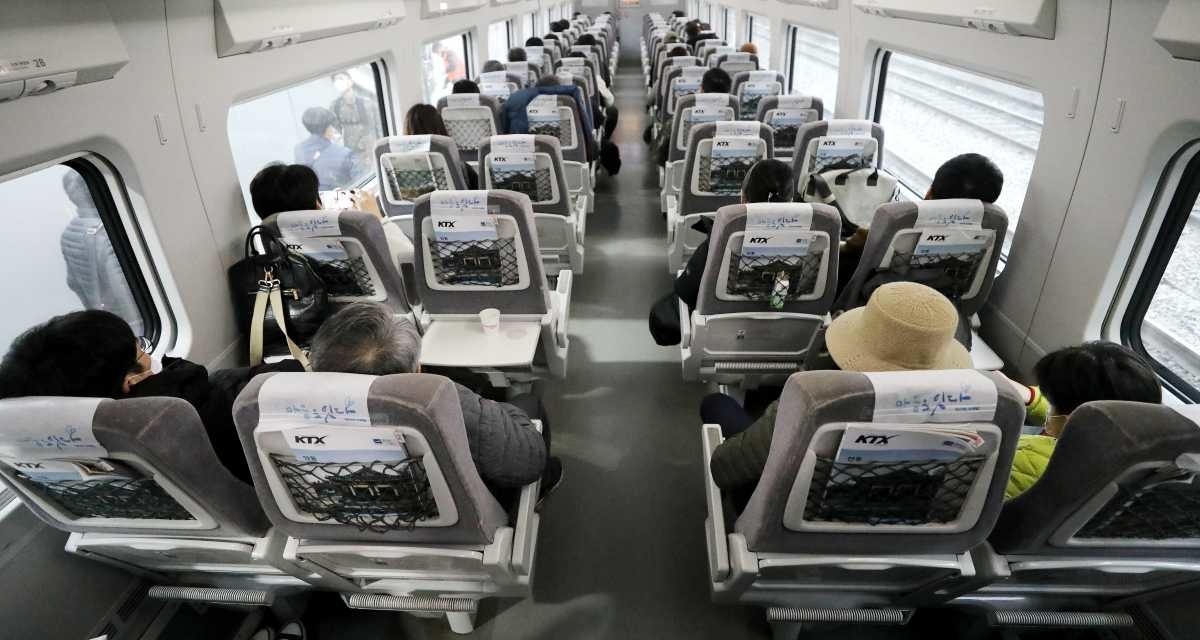 KTX 좌석 자료사진. / 뉴스1