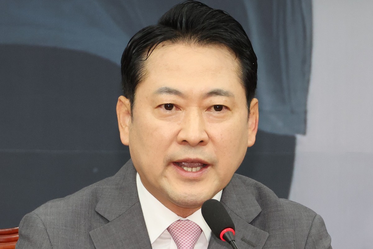 장동혁 국민의힘 대표 자료 사진. 20일 장동혁 국민의힘 대표가 조희대 대법원장, 한덕수 전 국무총리 회동설과 관련해 '민주당이 국회에 조작된 음성파일을 들고 와 전 국민을 상대로 대국민 사기극을 벌였다'라고 주장했다. / 연합뉴스