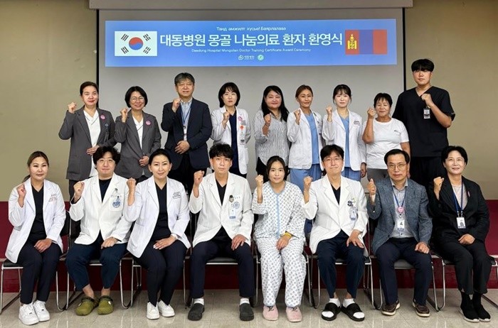 부산 대동병원이 외상 후유증으로 보행에 어려움을 겪고 있는 몽골 국적의 여성 환자를 초청해 수술 및 치료를 지원한다. / 사진제공=대동병원