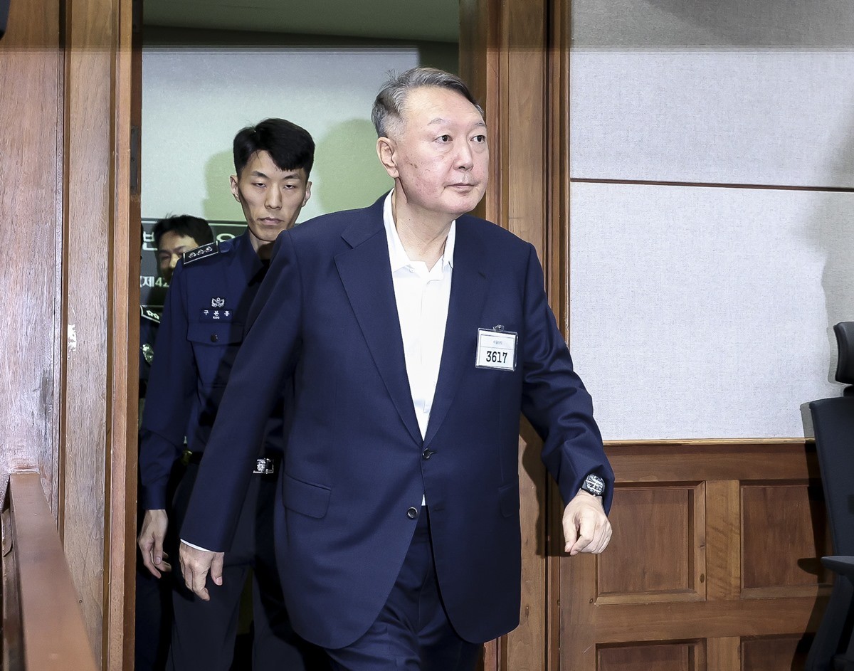 법정 출석한 윤석열 전 대통령 / 뉴스1