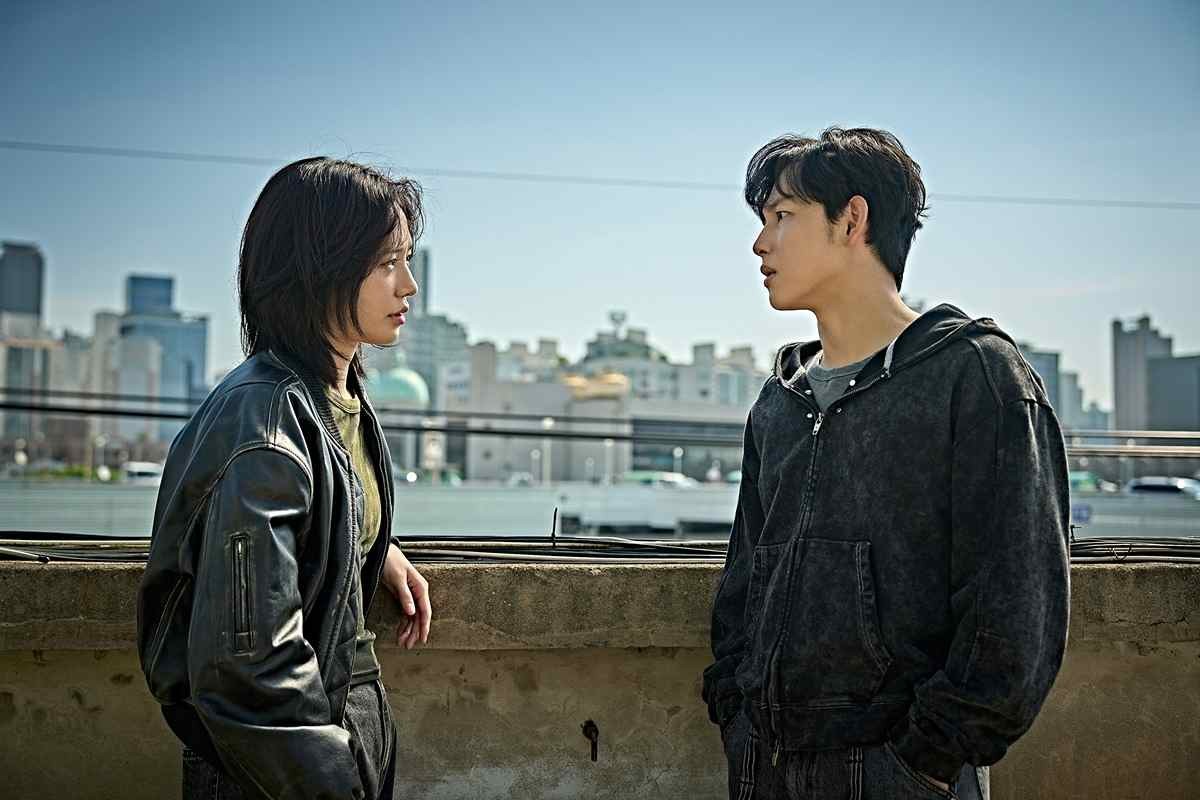 영화 '사마귀' 박규영, 임시완 스틸컷. / 넷플릭스 제공