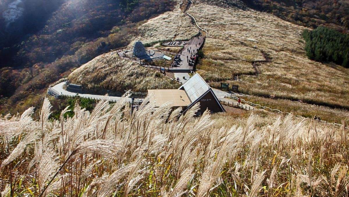 울주군 간월재. / PhotoSeagull-shutterstock.com