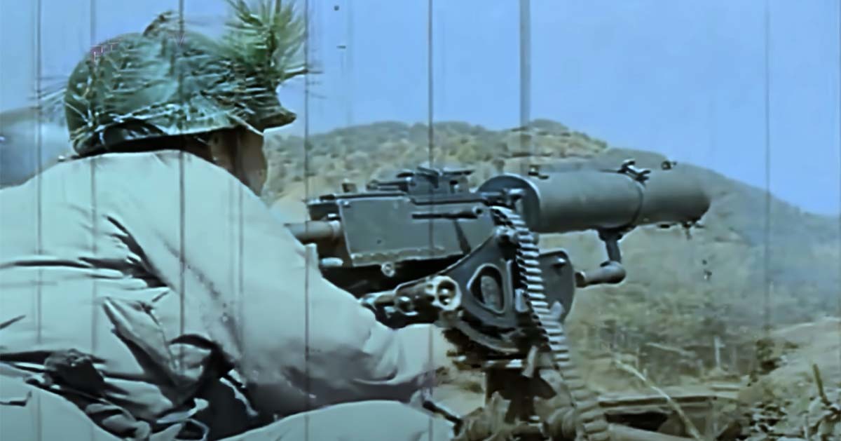 '조국을 위해 중공군에 맞서 싸우는 국군의 비범한 영상(4K)'의 일부. / '백년전TV' 유튜브 영상 캡처