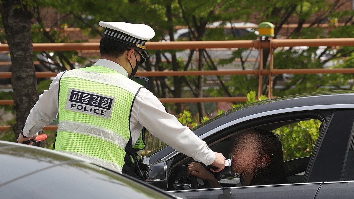 음주단속 중인 경찰 자료 사진 / 뉴스1