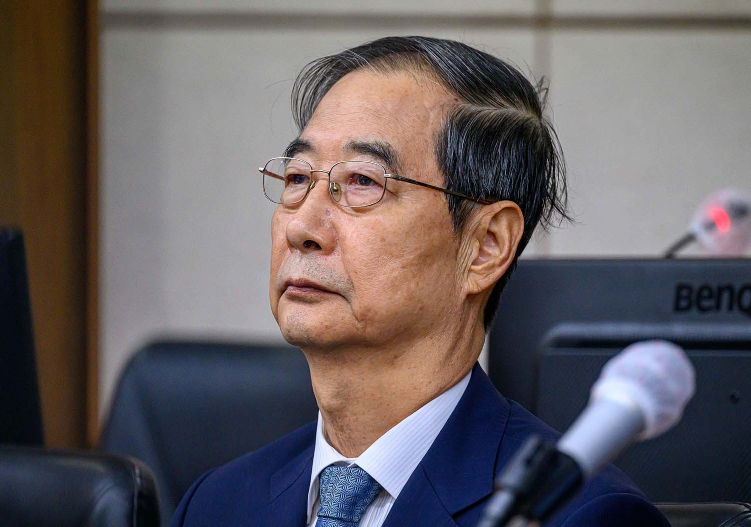 한덕수 전 국무총리가 30일 서울 서초구 서울중앙지법에서 열린 내란 우두머리 방조 및 위증 등 혐의 재판에 피고인으로 출석해 있다. / 뉴스1