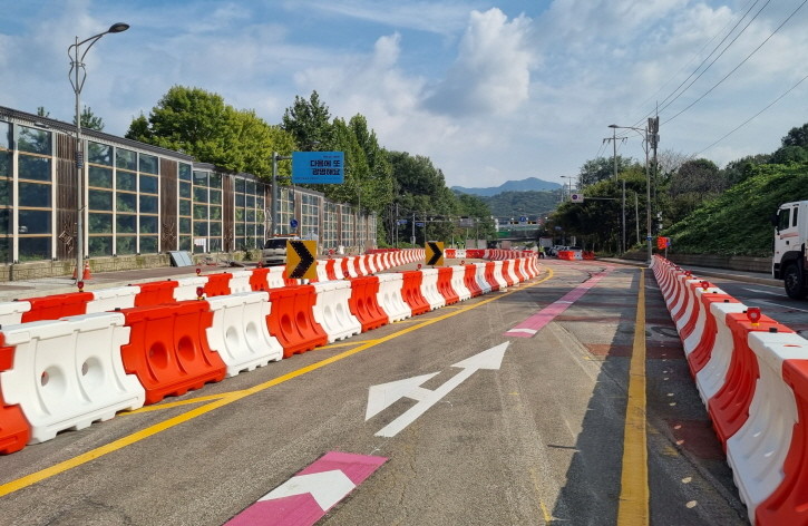 광명시는 신안산선 사고 구간 임시도로가 개통돼 5개월여 만에 시내버스가 정상 운행된다고 밝혔다. / 광명시