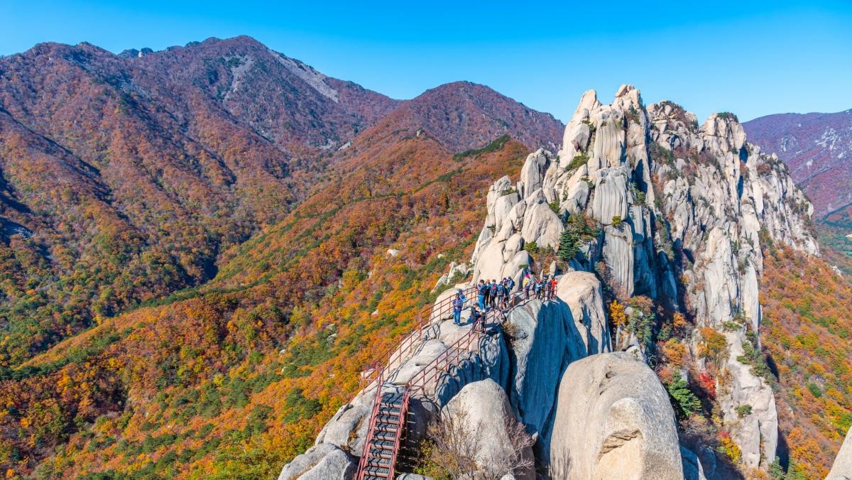 설악산 국립공원. / trabantos-shutterstock.com