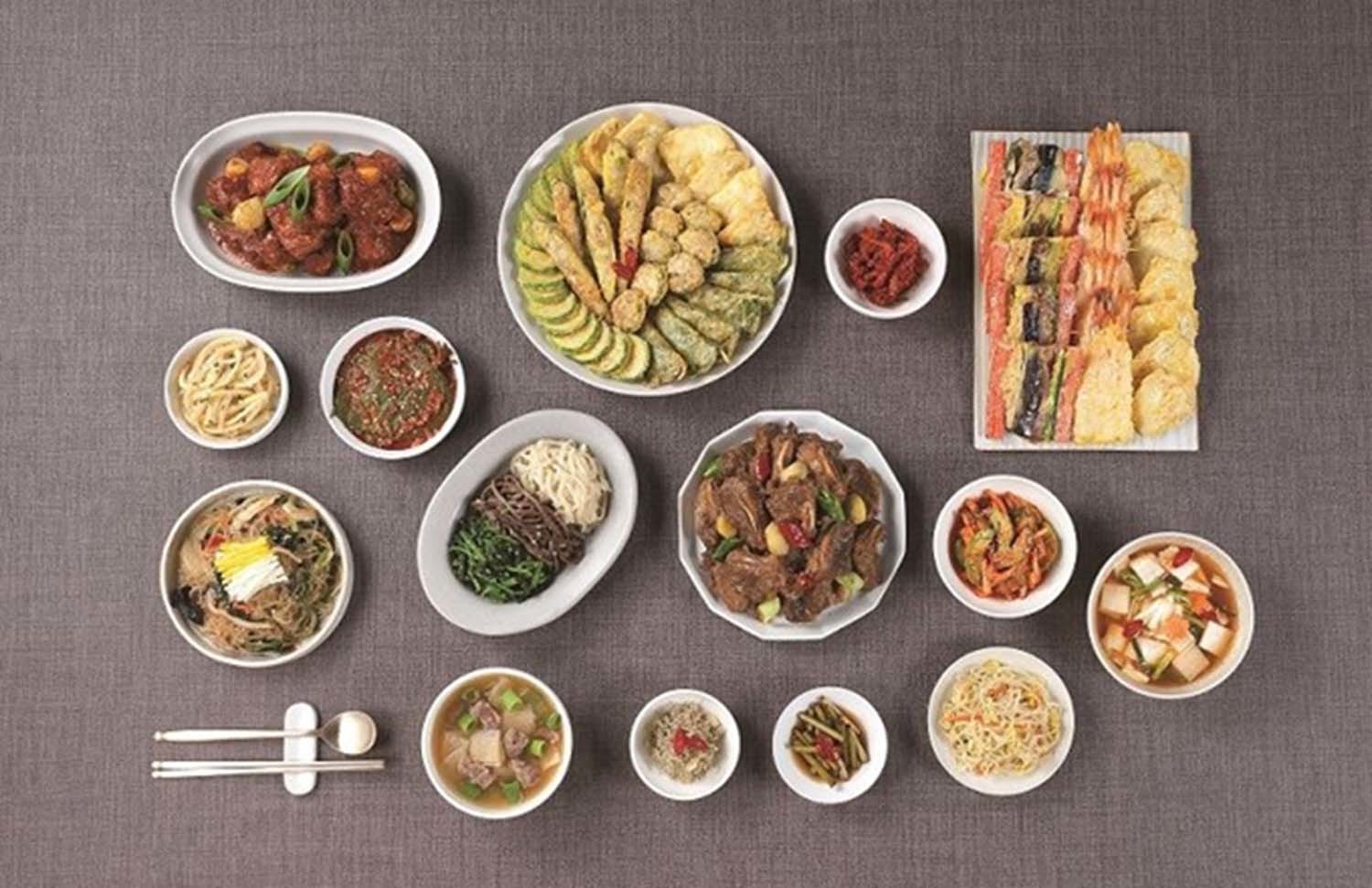 간편식으로 만든 추석 상차림. / 롯데마트