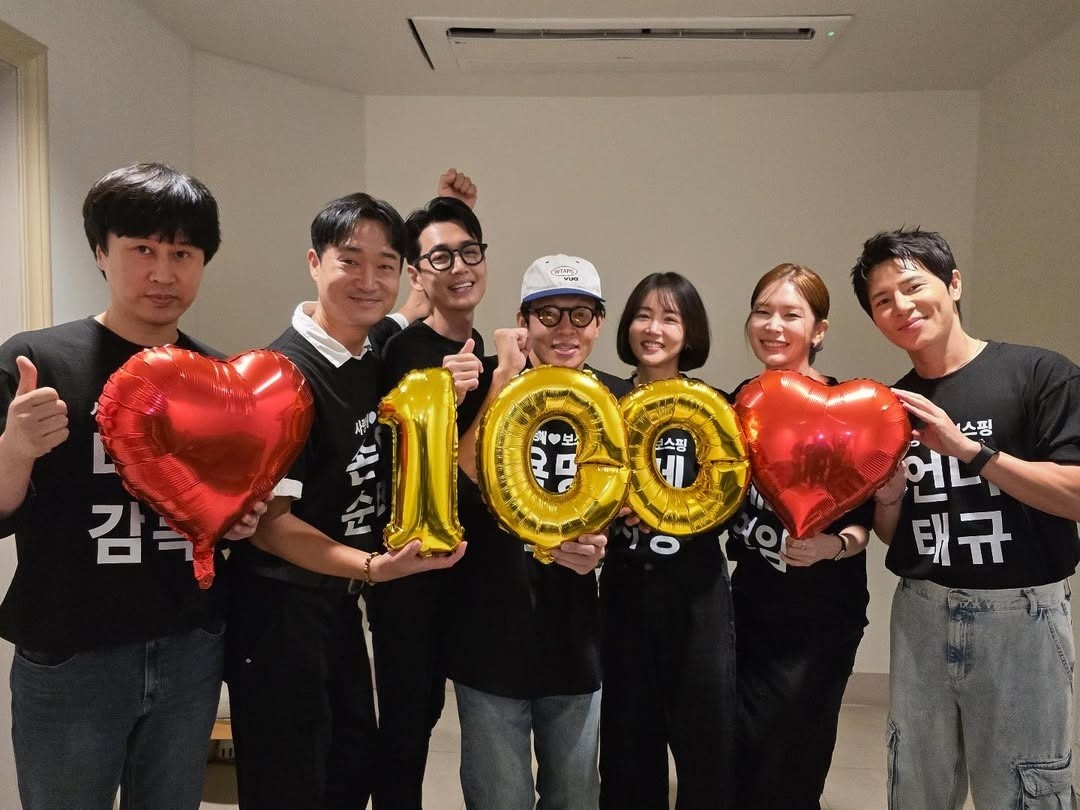 영화 '보스'가 100만 돌파 인증 사진을 공개했다. / 하이브미디어코프 공식 인스타그램