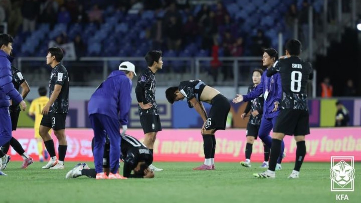 패배 후 고개 숙인 선수들 / 대한축구협회 KFA