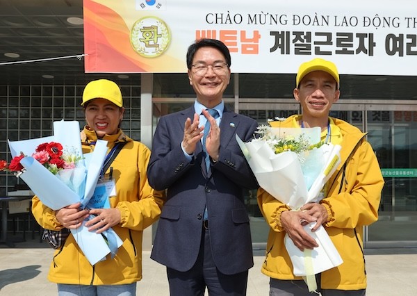 베트남 외국인계절근로자 입국 / 고창군