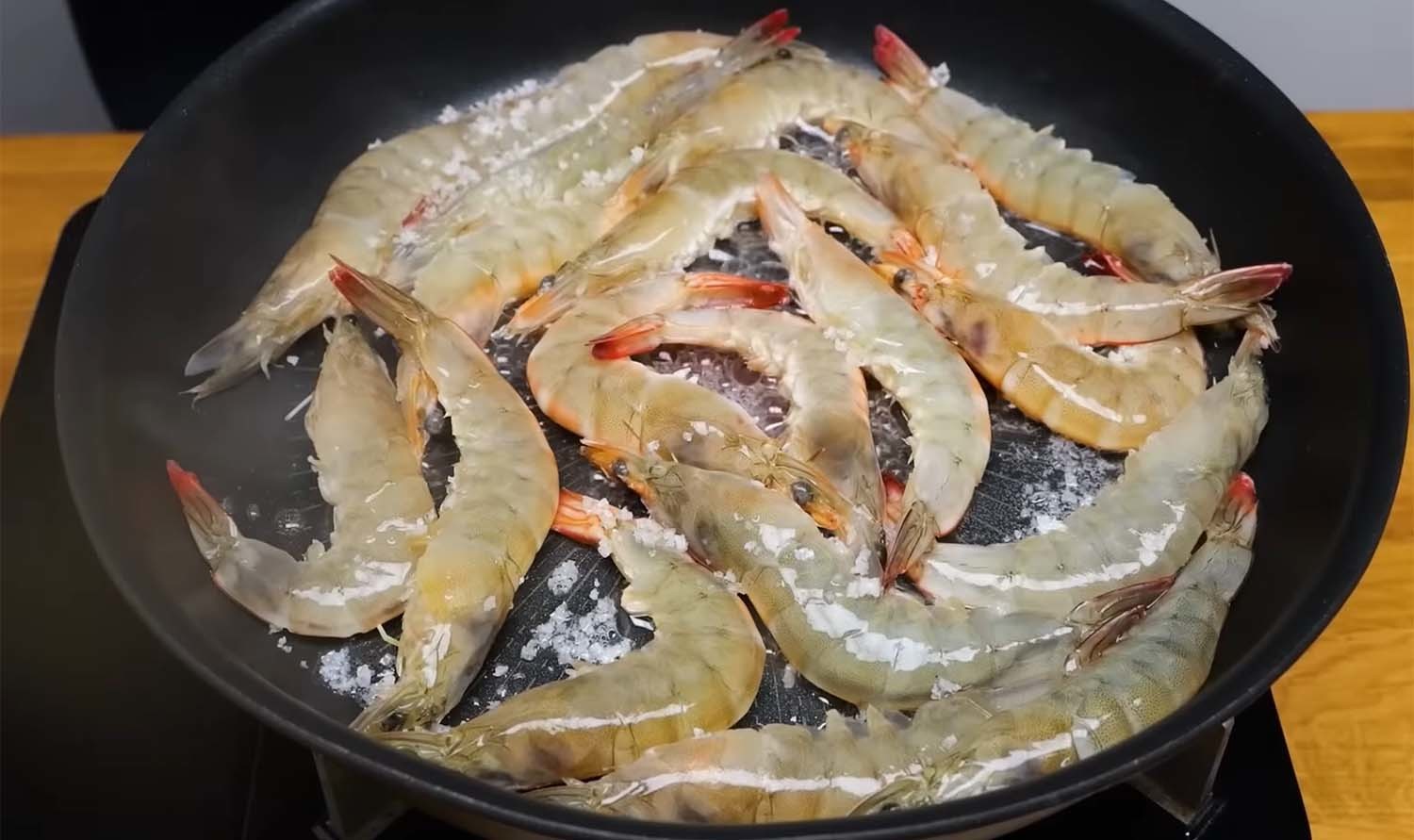 새우 소금구이 / '김대석셰프TV' 유튜브