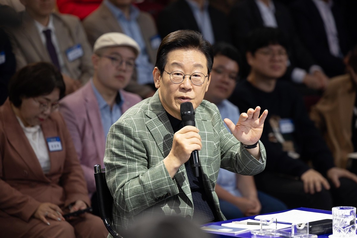 이재명 대통령이 14일 서울 동대문구 콘텐츠문화광장에서 열린 디지털 토크 라이브에서 발언하고 있다. / 대통령실