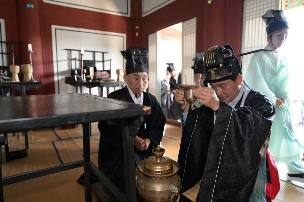 돈암서원 추향 봉행 / 논산시