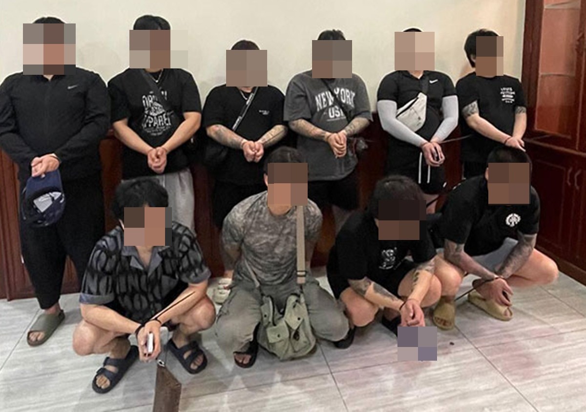 지난 9월 캄보디아 수도 프놈펜에서 온라인 사기 범죄에 연루된 한국인들. / 크메르타임스