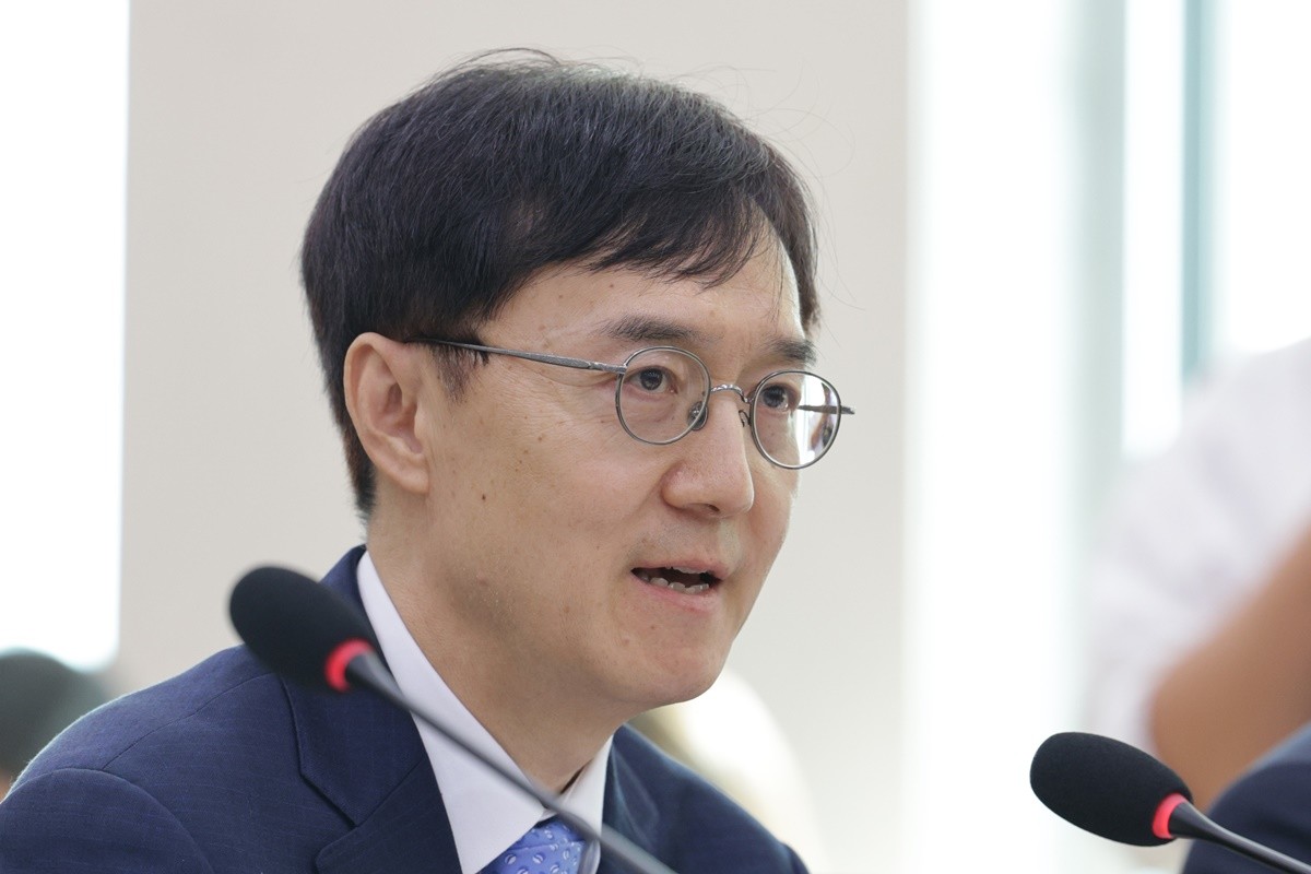 오민석 서울중앙지방법원장이 20일 국회 법제사법위원회에서 열린 서울고법·서울중앙지법 등에 대한 국정감사에서 의원 질의에 답변하고 있다. / 뉴스1