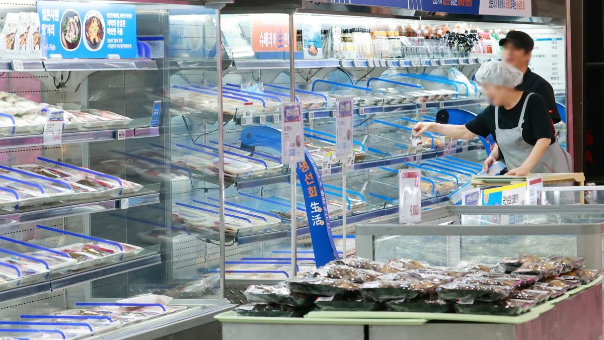 서울의 한 대형마트 수산물 판매대 / 연합뉴스