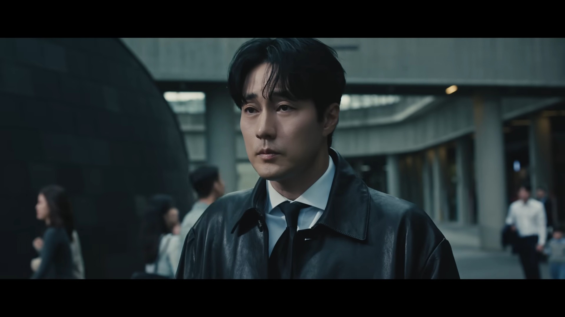 “나랑 죽을래 나랑 살래” 영상 일부 . /     유튜브 '신세계그룹 뉴스룸'