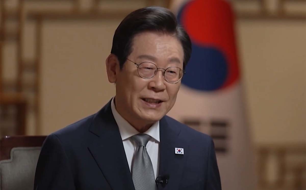 이재명 대통령이 CNN과 인터뷰하고 있다. / CNN 영상 캡처