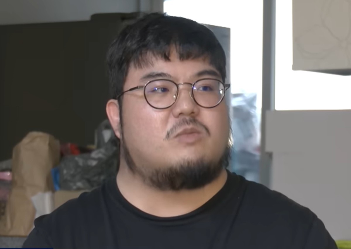 이하 사고 이후 휠체어 신세를 지게 된 안영재 씨.
