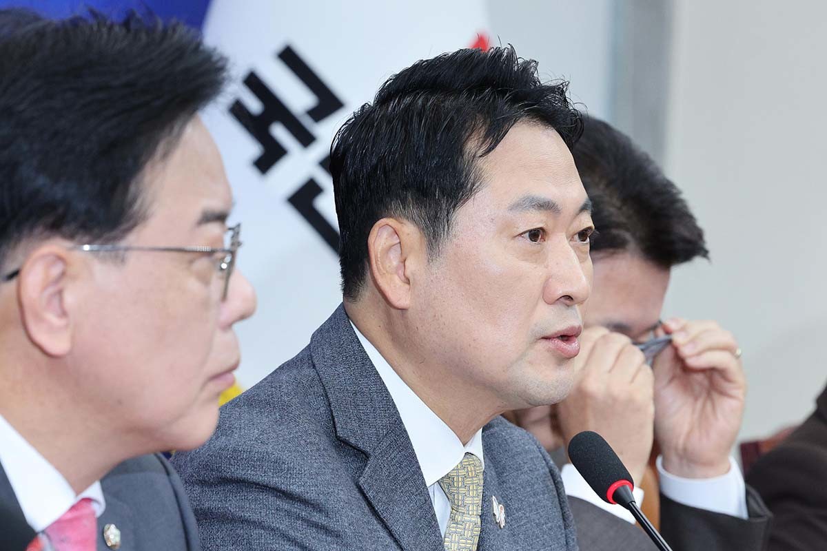 장동혁 국민의힘 대표가 27일 서울 여의도 국회에서 열린 최고위원회의에서 발언하고 있다. / 뉴스1