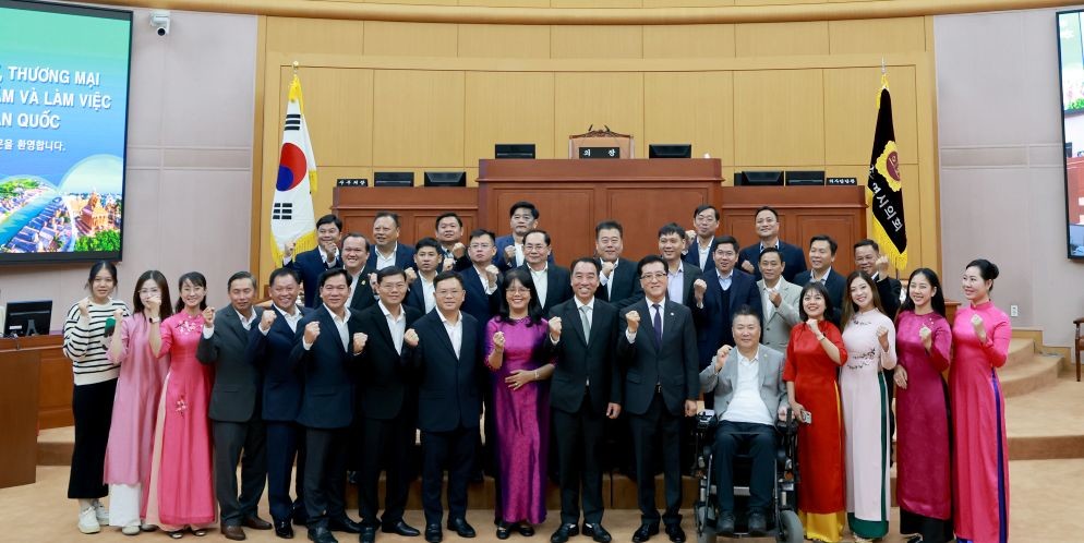 베트남 빈롱성 대표단 접견 / 대전시의회