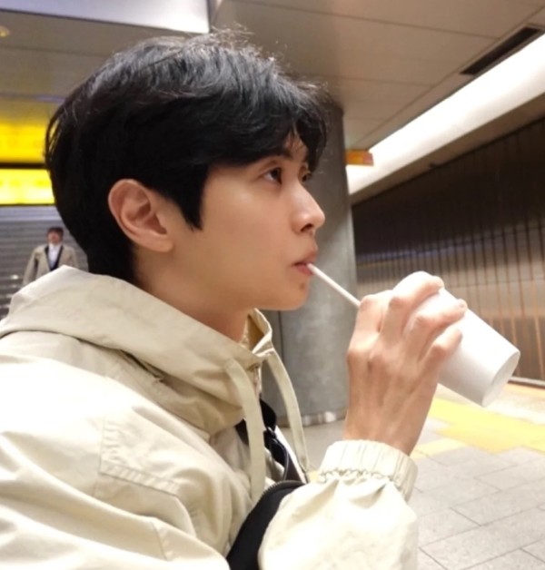 유튜버 지무비 / 인스타그램