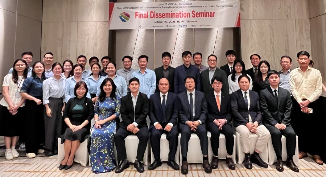 한국철도공사(코레일)가 지난 23일 베트남 호치민시 현지에서 ‘베트남 도시철도 교육센터 설립 KSP’의 최종보고회를 개최했다.  / 코레일