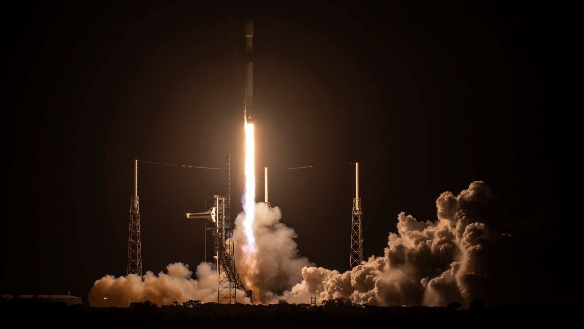 지난 4월 국군 정찰위성 4호기 발사 모습. / 국방부 제공, 뉴스1