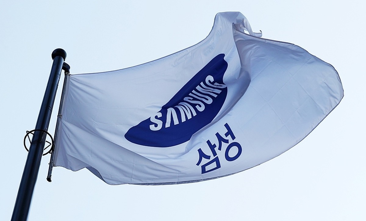 기사 이해를 돕기 위한 삼성 자료 사진. 금요일인 31일 오전 11시 현재 삼성전자 주가는 전장보다 0.96% 오른 10만 5100원에 거래됐다.     / 뉴스1