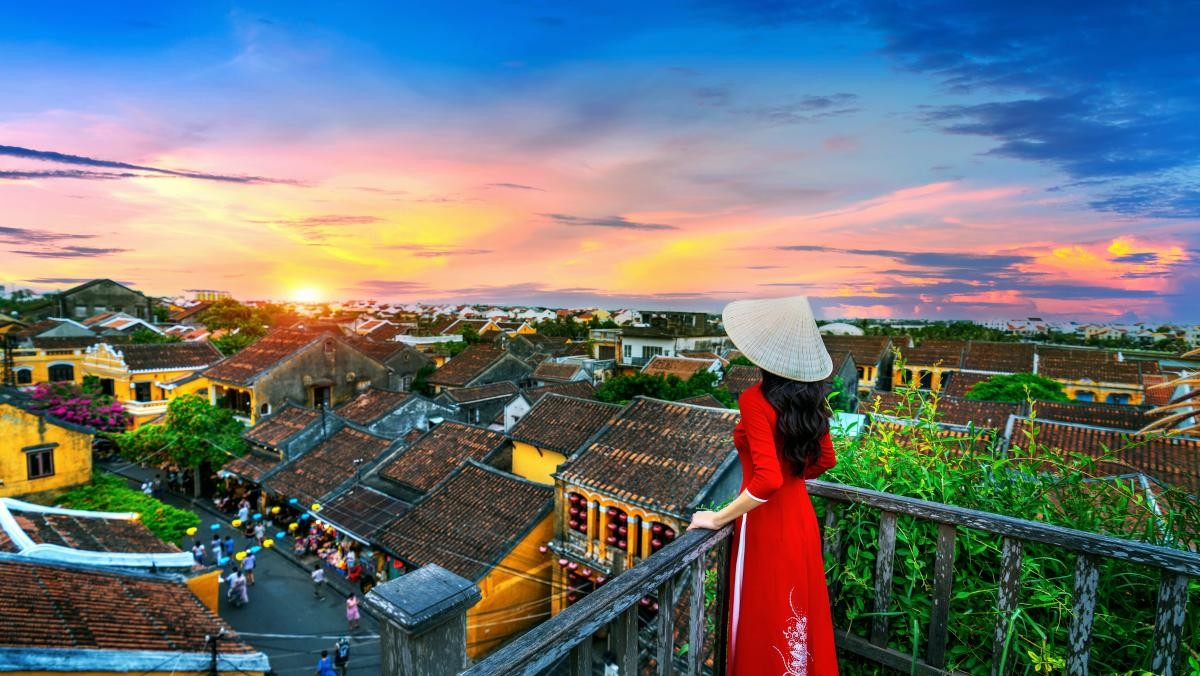 베트남 호이안.  / Guitar photographer-shutterstock.com