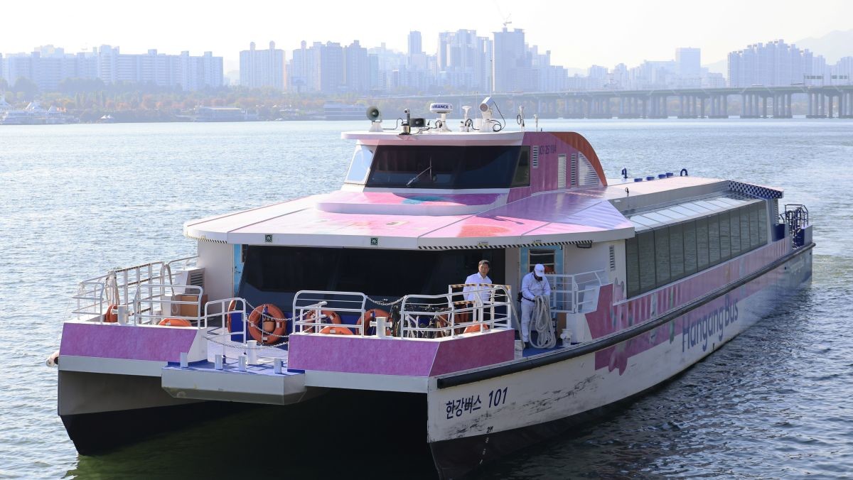 운항 재개한 한강버스 / 연합뉴스