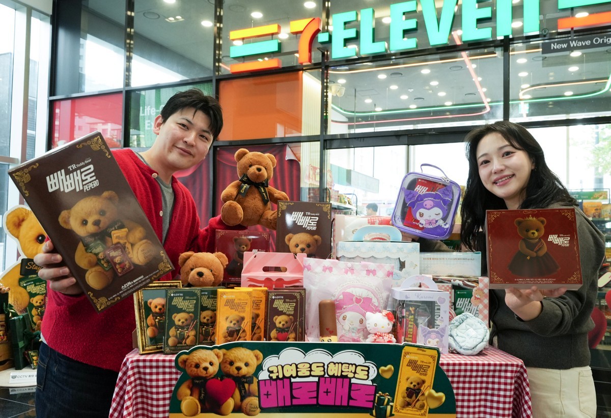 세븐일레븐, 빼빼로데이 맞아 테디베어, 산리오캐릭터즈 등 글로벌 캐릭터 IP 활용 단독 상품 기획 / 세븐일레븐 제공