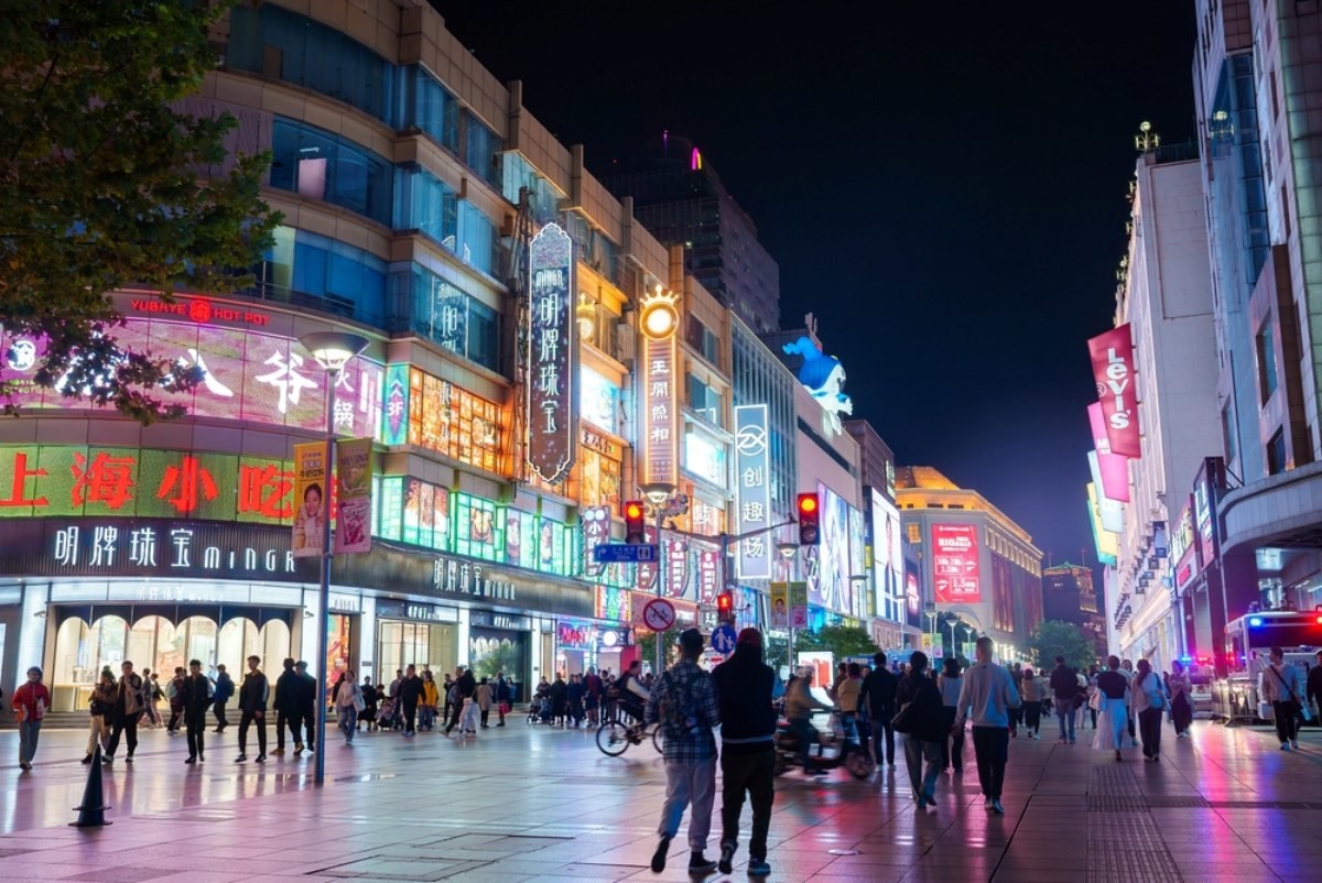 중국 상하이 / NorthSky Films-shutterstock.com