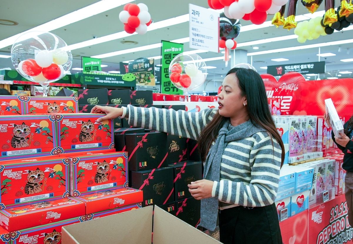 진열된 빼빼로. / 롯데웰푸드 제공.