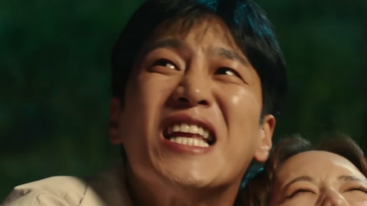 영화 '악마가 이사왔다' 메인 예고편 일부. / 유튜브 'CJ ENM Movie'